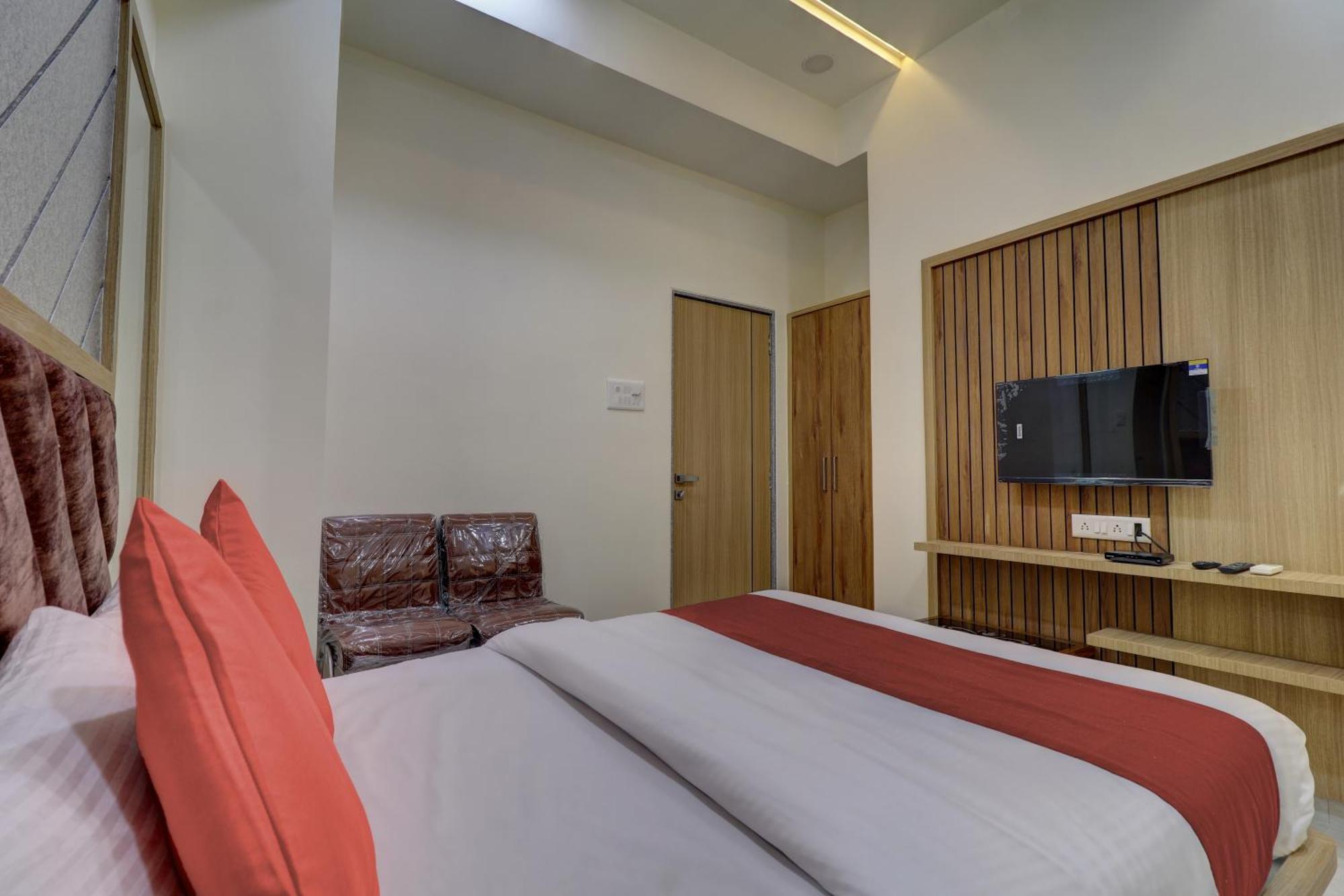 Victory Inn Turambhe Экстерьер фото
